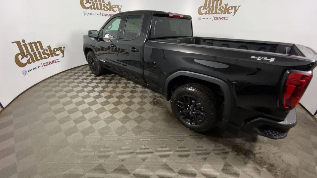 new 2026 GMC Sierra 1500 car, priced at $47,423