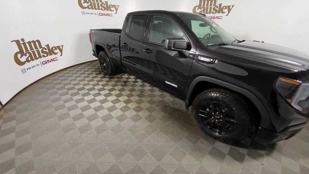 new 2026 GMC Sierra 1500 car, priced at $47,423