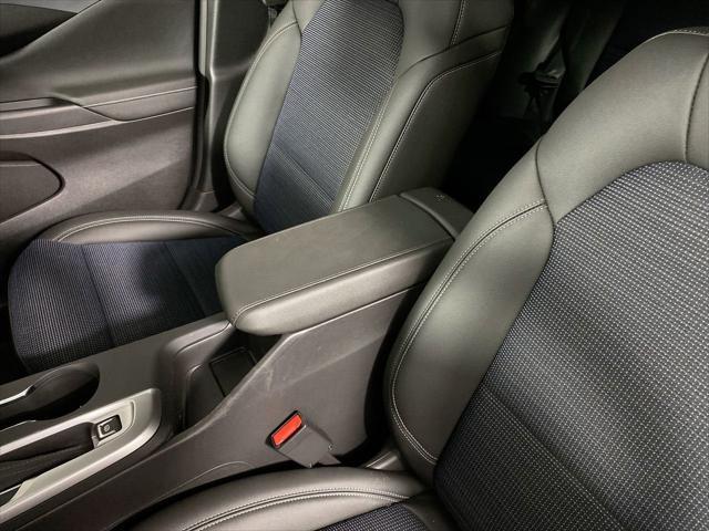 new 2025 Buick Envista car, priced at $25,670