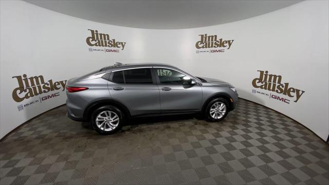 new 2025 Buick Envista car, priced at $24,923