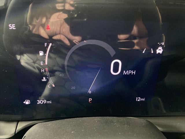 new 2025 Buick Envista car, priced at $26,878