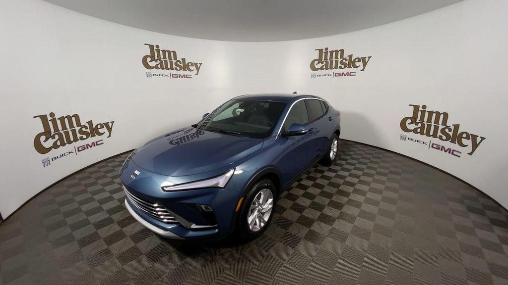 new 2025 Buick Envista car, priced at $25,962