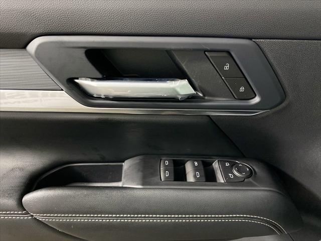 new 2025 GMC Terrain car, priced at $30,551