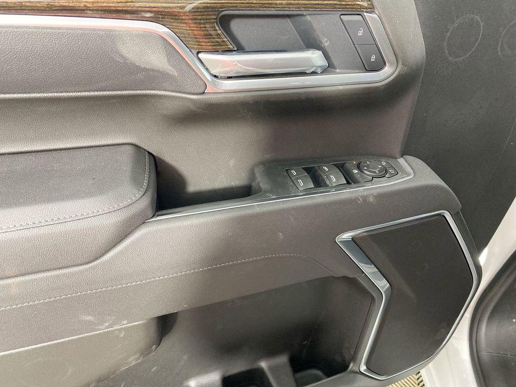 new 2026 GMC Sierra 1500 car, priced at $46,991