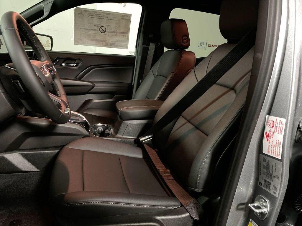 new 2025 GMC Canyon car, priced at $44,279