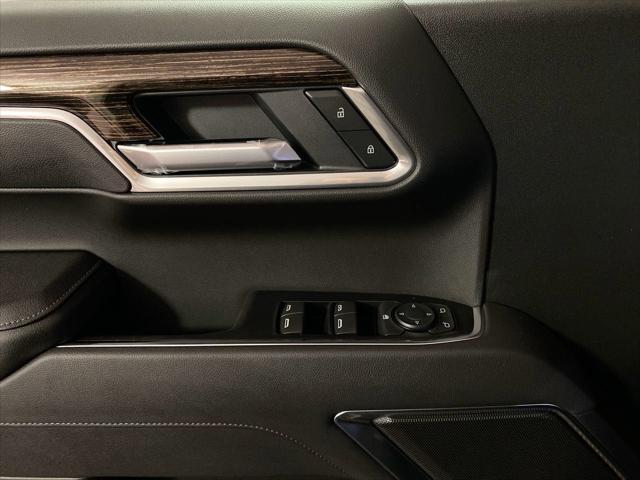 new 2025 GMC Sierra 1500 car, priced at $48,972