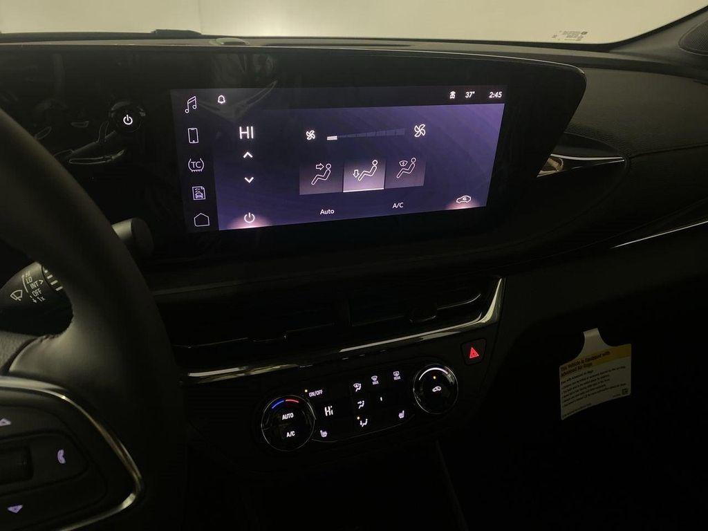 new 2025 Buick Envista car, priced at $25,150