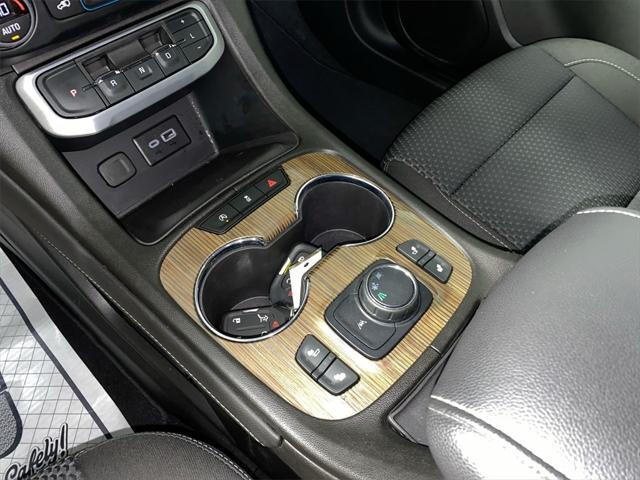 used 2023 GMC Acadia car, priced at $32,895