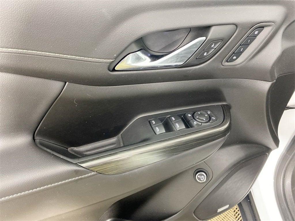 used 2023 GMC Acadia car, priced at $35,895