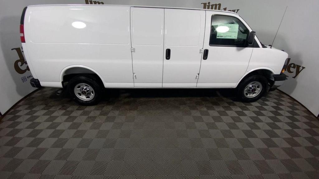 new 2025 GMC Savana 2500 car, priced at $48,664