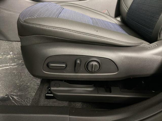 new 2025 Buick Envista car, priced at $25,670