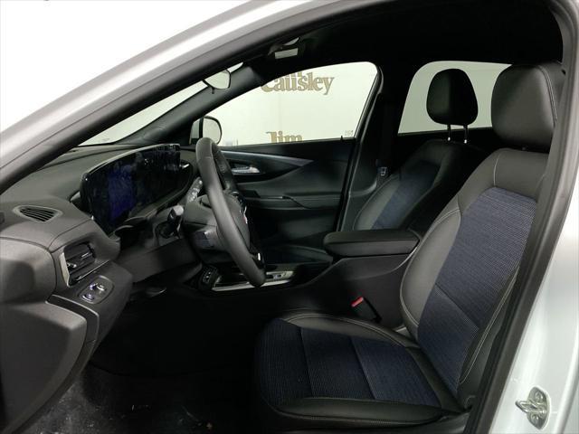 new 2025 Buick Envista car, priced at $25,237