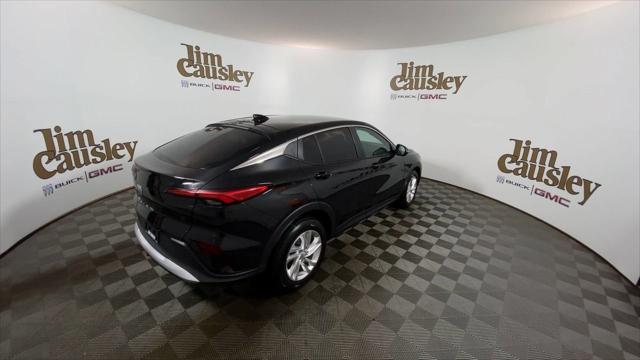 new 2025 Buick Envista car, priced at $24,630