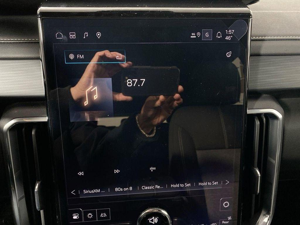 new 2025 GMC Acadia car, priced at $43,837