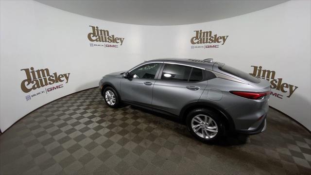 new 2025 Buick Envista car, priced at $24,923