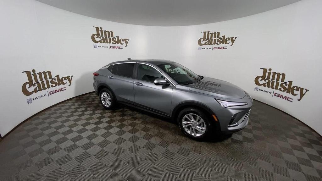 new 2025 Buick Envista car, priced at $24,923