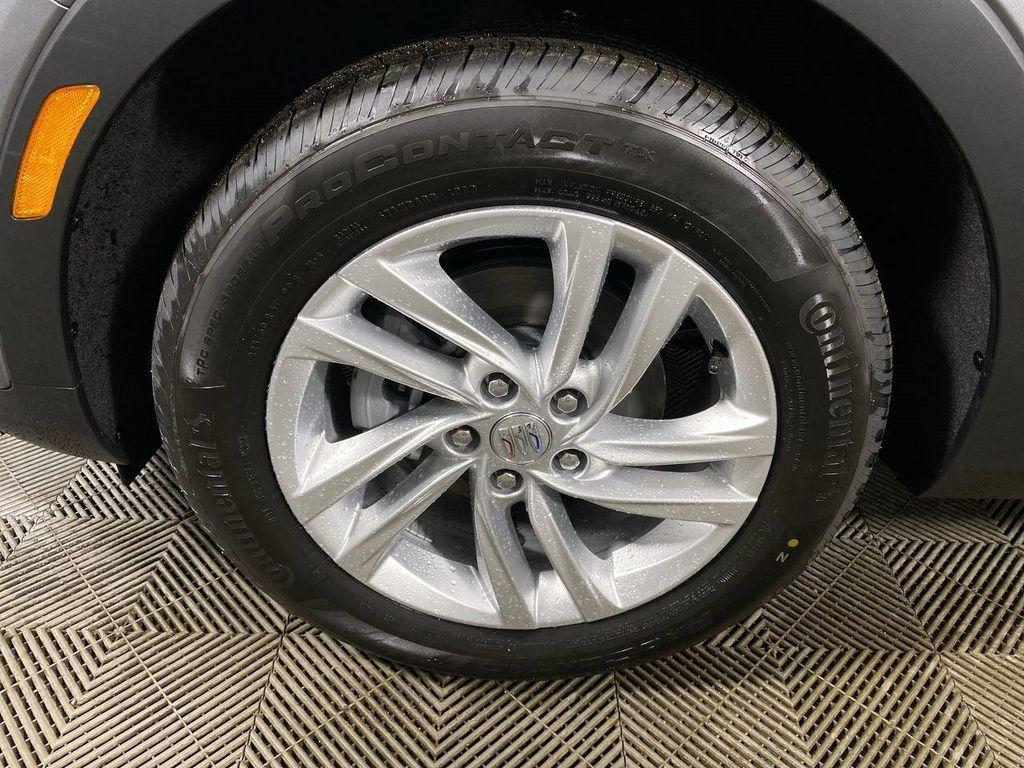 new 2025 Buick Envista car, priced at $24,923