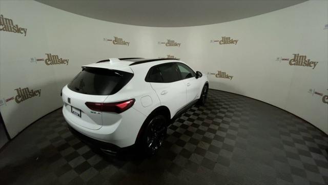 new 2025 Buick Envision car, priced at $39,899