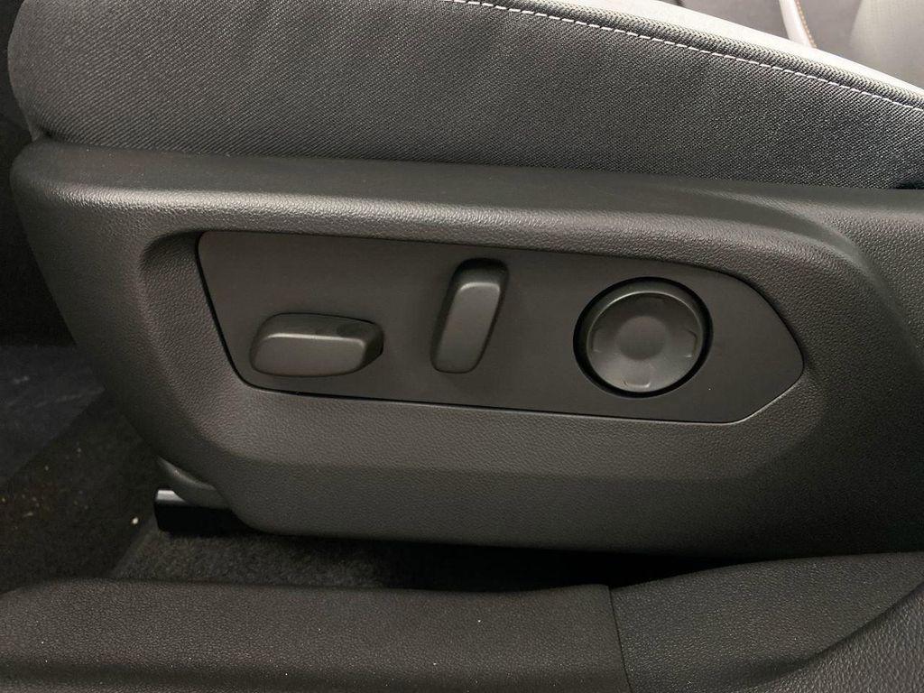 new 2025 Buick Envision car, priced at $41,772