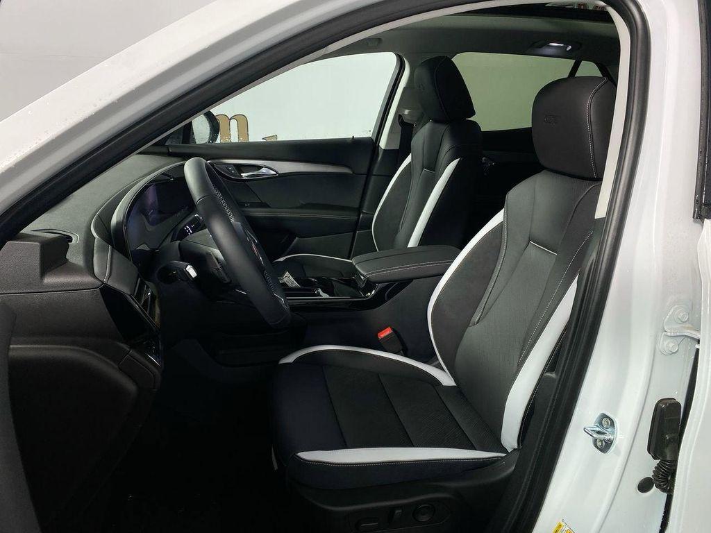 new 2025 Buick Envision car, priced at $41,772