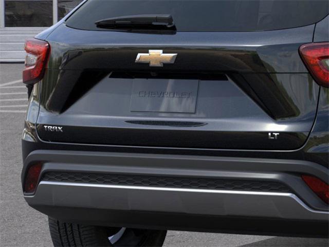 new 2025 Chevrolet Trax car