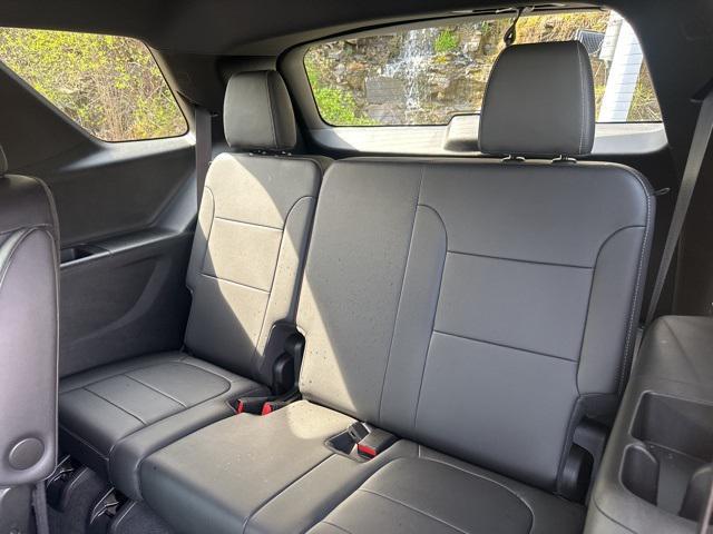 used 2023 Chevrolet Traverse car, priced at $35,932