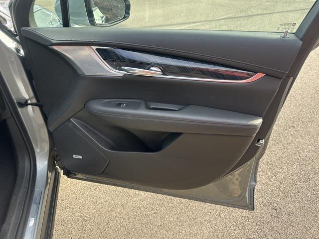 used 2023 Cadillac XT6 car, priced at $44,923