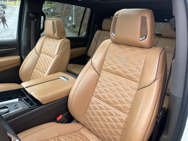 used 2022 Cadillac Escalade ESV car, priced at $59,957