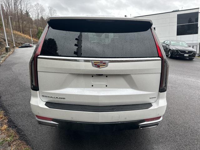 used 2022 Cadillac Escalade ESV car, priced at $59,957