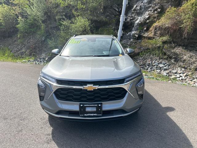 used 2024 Chevrolet Trax car, priced at $22,911