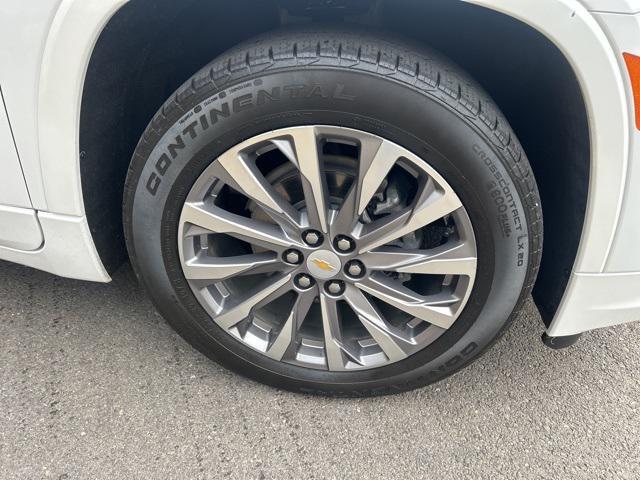 used 2023 Chevrolet Traverse car, priced at $37,956