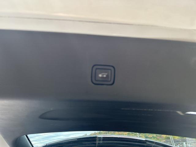 used 2023 Chevrolet Traverse car, priced at $37,956