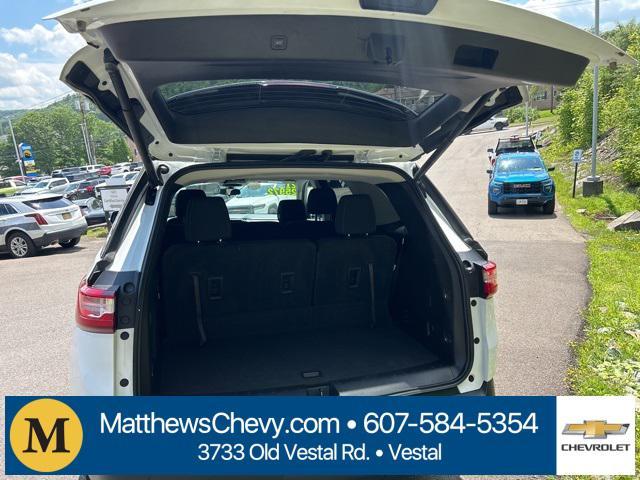 used 2021 Chevrolet Traverse car, priced at $25,972