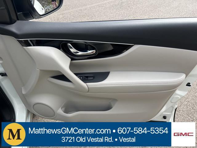 used 2019 Nissan Rogue Sport car, priced at $19,946