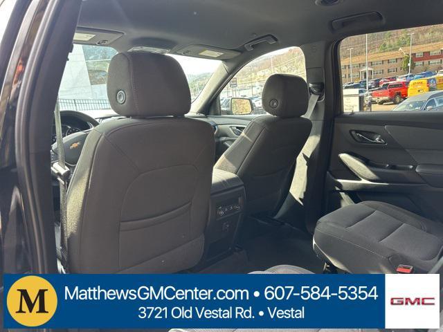 used 2023 Chevrolet Traverse car, priced at $34,911