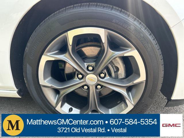 used 2022 Chevrolet Malibu car, priced at $22,911