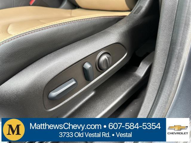 used 2022 Chevrolet Equinox car, priced at $26,927