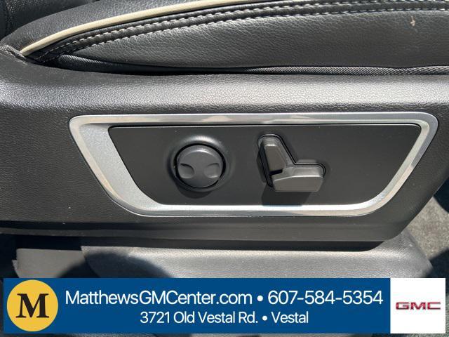 used 2022 Ram 1500 car, priced at $44,928