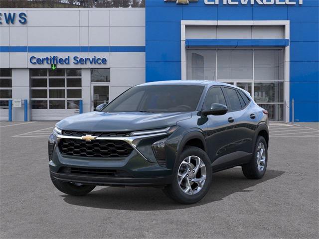 new 2025 Chevrolet Trax car, priced at $22,998