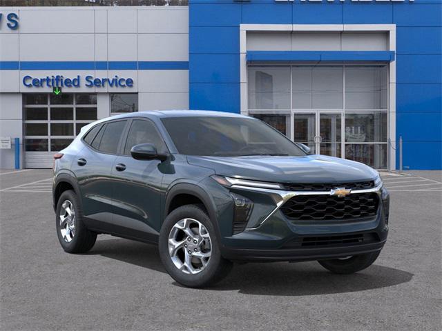 new 2025 Chevrolet Trax car, priced at $22,998