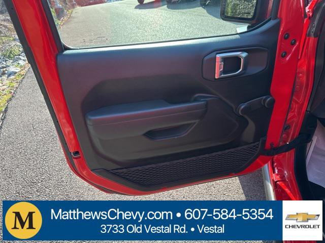 used 2021 Jeep Wrangler Unlimited car, priced at $33,927
