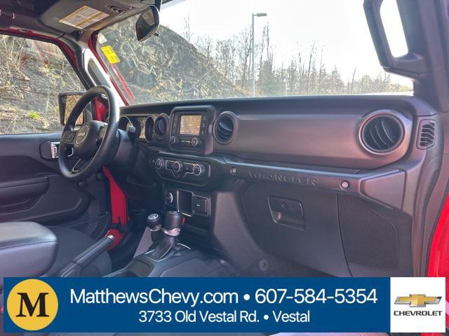used 2021 Jeep Wrangler Unlimited car, priced at $33,927