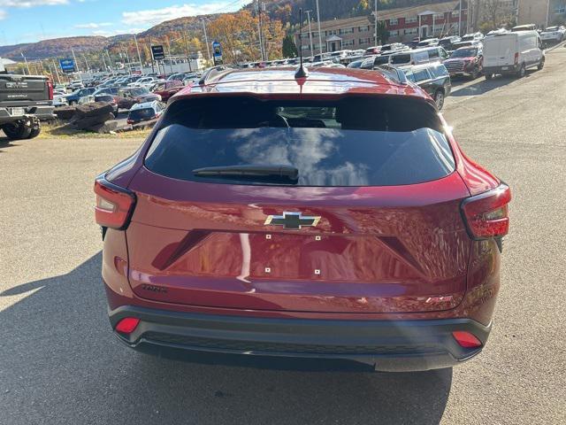 used 2025 Chevrolet Trax car, priced at $24,906