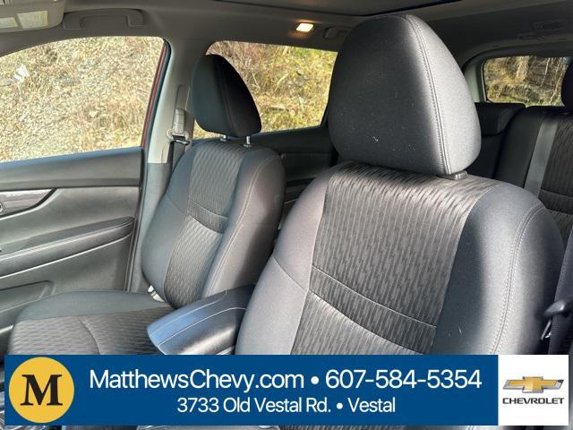 used 2018 Nissan Rogue car, priced at $17,967