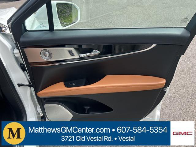 used 2022 Lincoln Nautilus car, priced at $39,948