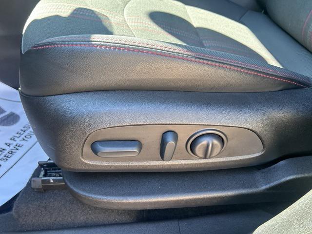 used 2022 Chevrolet Equinox car, priced at $24,942