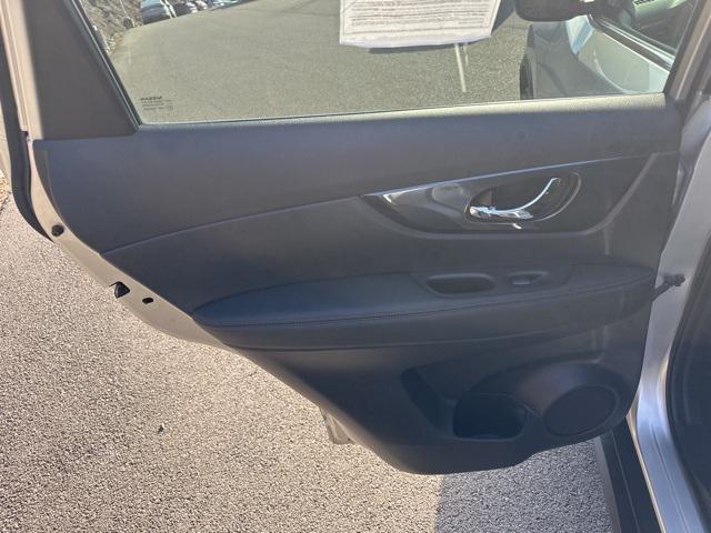 used 2019 Nissan Rogue car, priced at $17,971