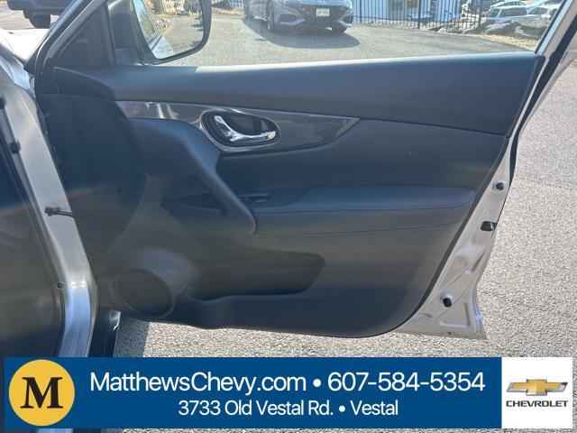 used 2019 Nissan Rogue car, priced at $17,971