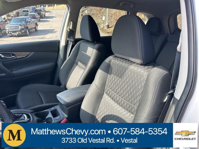 used 2019 Nissan Rogue car, priced at $17,971