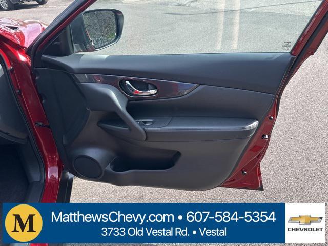 used 2020 Nissan Rogue car, priced at $17,948